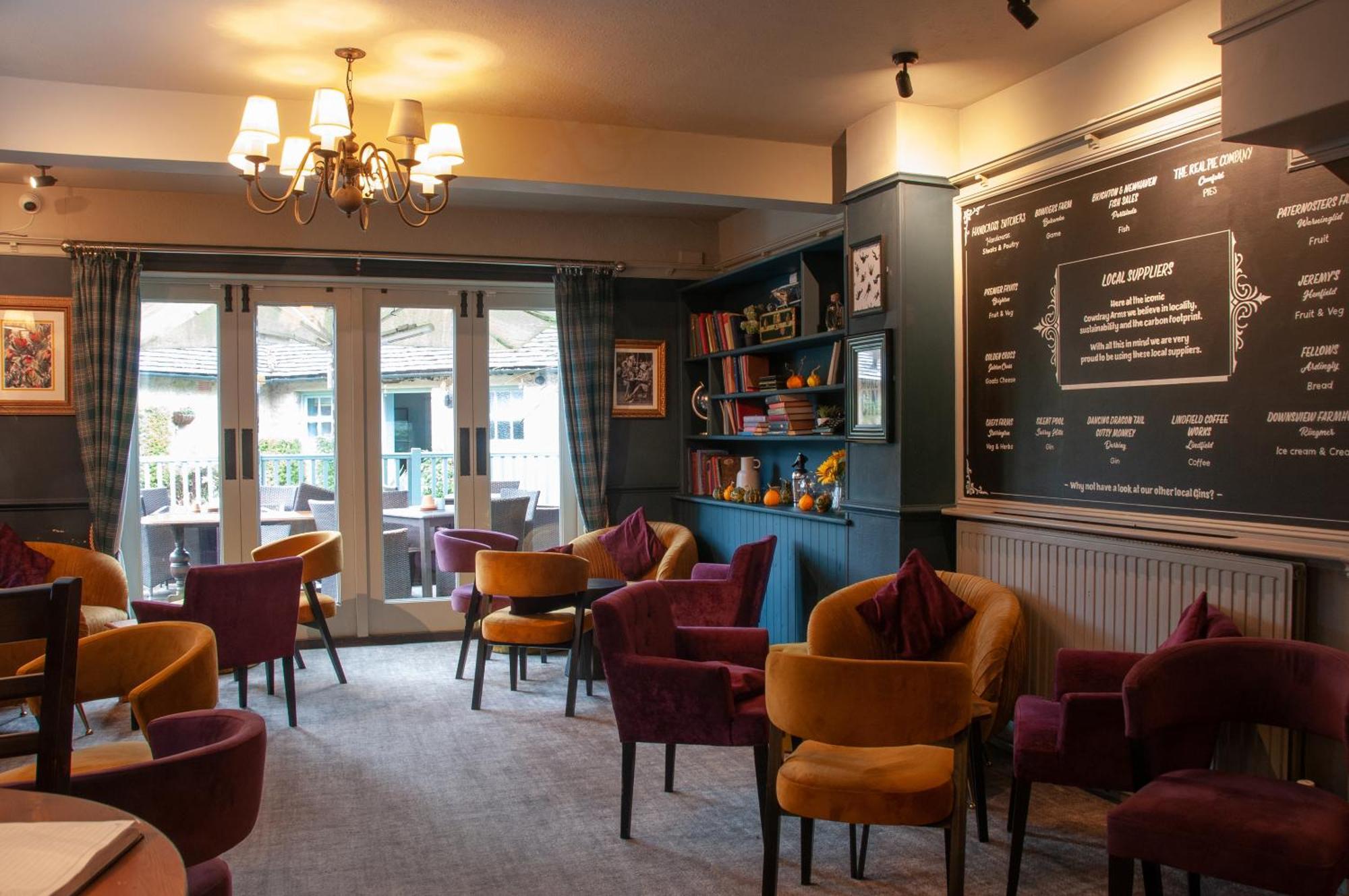 The Cowdray Arms Bed & Breakfast Worth  Bagian luar foto