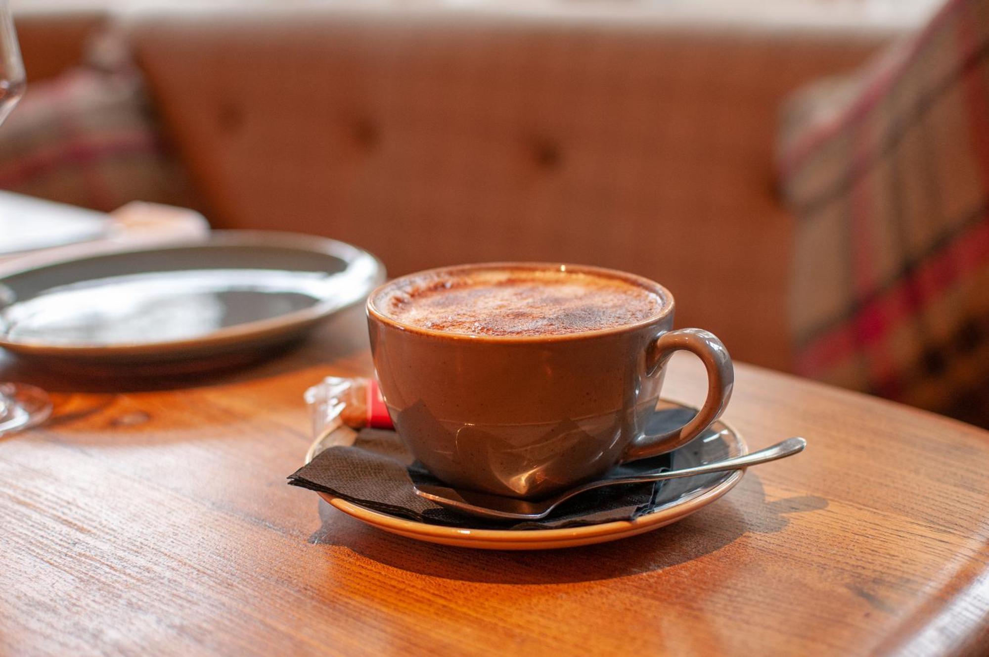 The Cowdray Arms Bed & Breakfast Worth  Bagian luar foto